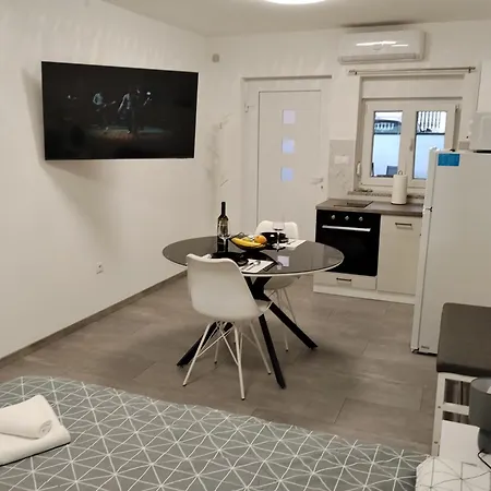 Lorber House Stinjan - Accommodatie bij particulieren *