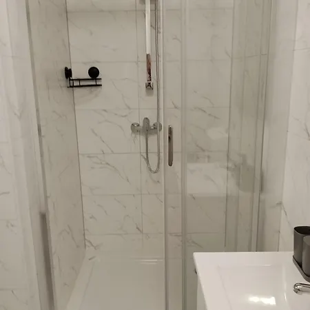 Lorber House Stinjan -